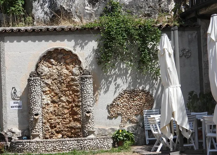 Oda ve Kahvaltı La Tana Dell'orso Villalago