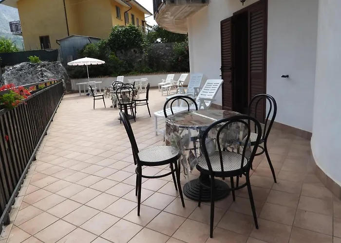 La Tana Dell'orso Bed & Breakfast 3*