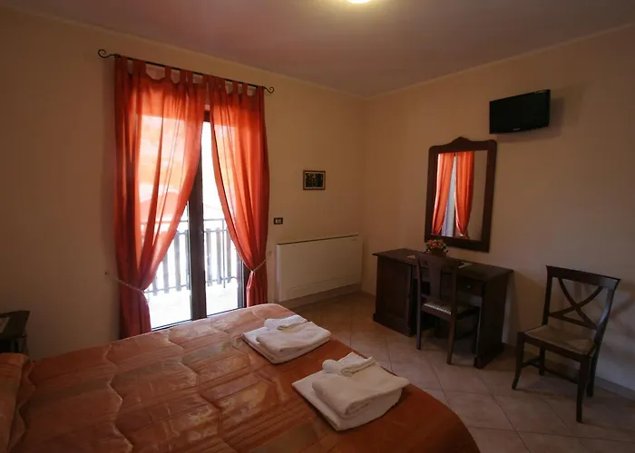 Bed & Breakfast La Tana Dell'orso Villalago