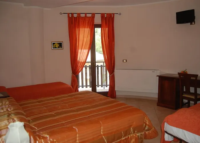 La Tana Dell'orso 3* Villalago